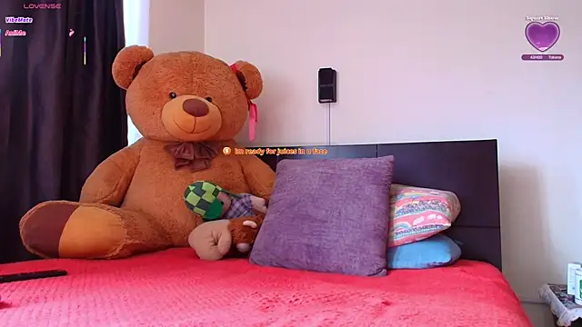 Snapshot of Samanntthaa__ chatting on 19, 6, 2026 Samanntthaa online show from 19, 6, 2026