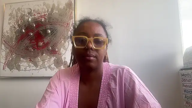 Snapshot of ChocolateCakeQueen chatting on 24, 11, 2025 ChocolateCakeQueen online show from 24, 11, 2025