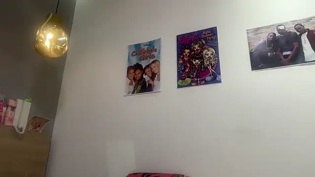 Snapshot of ChocolateCakeQueen chatting on 5, 6, 2026 ChocolateCakeQueen online show from 5, 6, 2026