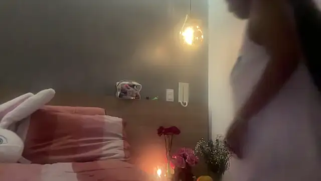 ChocolateCakeQueen online show from 10, 4, 2026