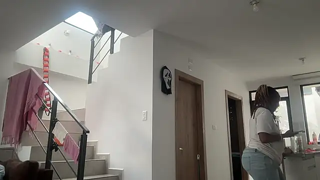 Snapshot of ChocolateCakeQueen chatting on 7, 11, 2025 ChocolateCakeQueen online show from 7, 11, 2025