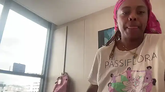 Snapshot of ChocolateCakeQueen chatting on 16, 3, 2025 ChocolateCakeQueen online show from 16, 3, 2025
