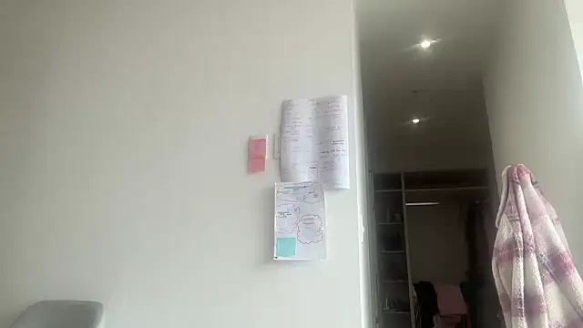 Snapshot of ChocolateCakeQueen chatting on 20, 6, 2026 ChocolateCakeQueen online show from 20, 6, 2026