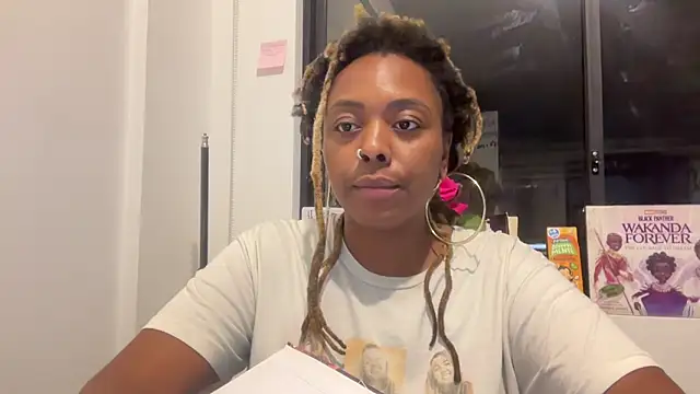 Snapshot of ChocolateCakeQueen chatting on 26, 9, 2025 ChocolateCakeQueen online show from 26, 9, 2025