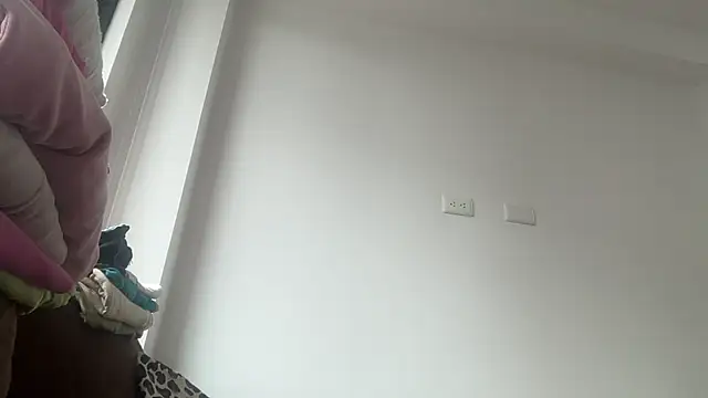 Snapshot of ChocolateCakeQueen chatting on 6, 11, 2025 ChocolateCakeQueen online show from 6, 11, 2025