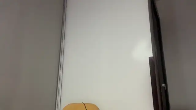 ChocolateCakeQueen online show from 4, 2, 2026