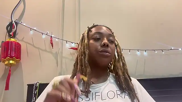 Snapshot of ChocolateCakeQueen chatting on 16, 3, 2025 ChocolateCakeQueen online show from 16, 3, 2025
