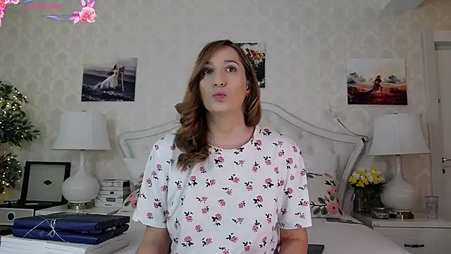 Snapshot of IreneHope chatting on 5, 5, 2026 IreneHope online show from 5, 5, 2026