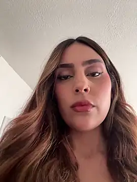 HazzelGray online show from 4, 2, 2026