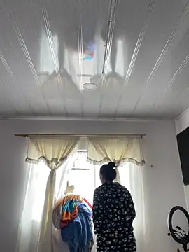 hannahb-e online show from 18, 4, 2026