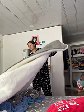 hannahb-e online show from 19, 4, 2026