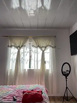 hannahb-e online show from 11, 2, 2026