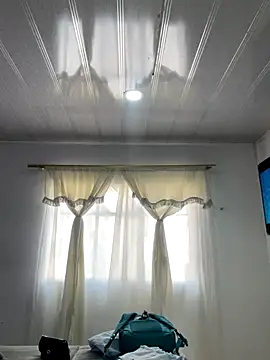 hannahb-e online show from 18, 11, 2025