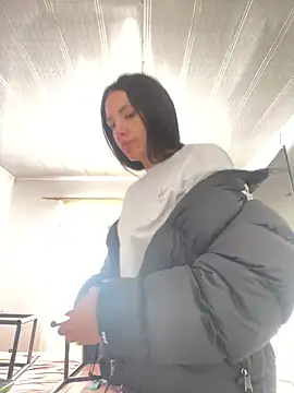 hannahb-e online show from 3, 3, 2026