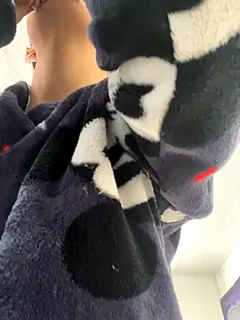 hannahb-e online show from 13, 11, 2025