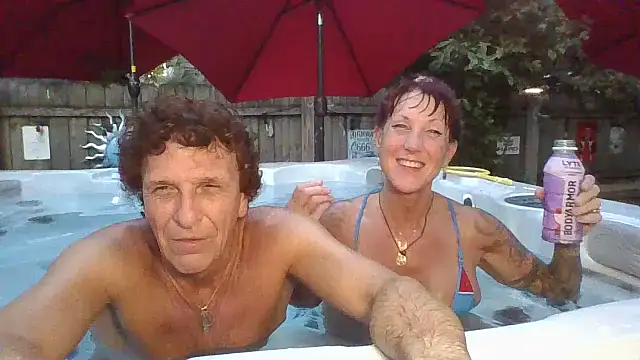 sexyandjagundo online show from 9, 7, 2026