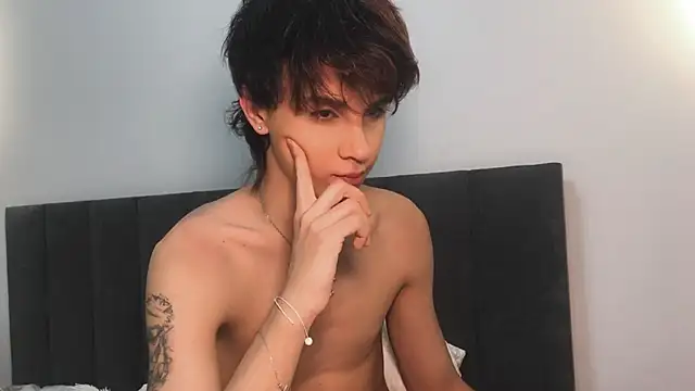 Snapshot of k0sta_ chatting on 10, 2, 2025 k0sta online show from 10, 2, 2025