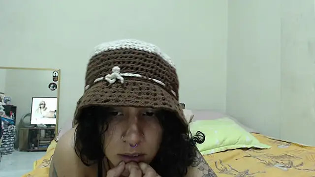 AlinaWoolf  online show from 3, 7, 2026