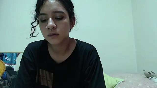 AlinaWoolf  online show from 12, 7, 2026