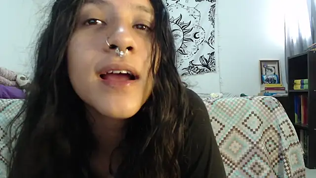 AlinaWoolf  online show from 6, 12, 2024