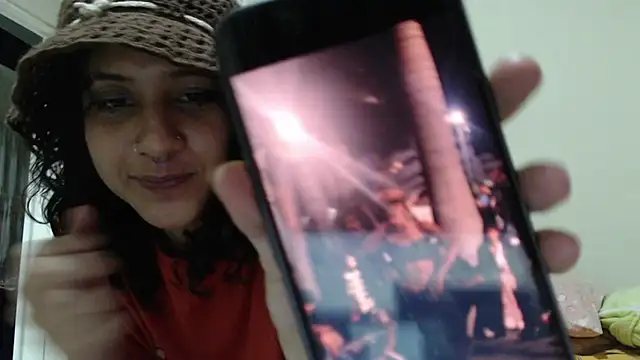 AlinaWoolf  online show from 10, 7, 2026