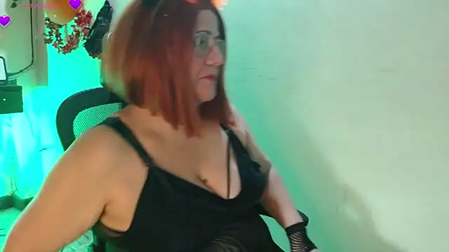 Snapshot of _samara chatting on 4, 10, 2025 samara online show from 4, 10, 2025