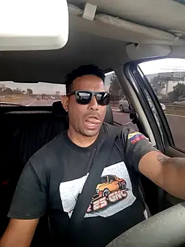 Snapshot of hecwil8 chatting on 30, 12, 2024 hecwil8 online show from 30, 12, 2024