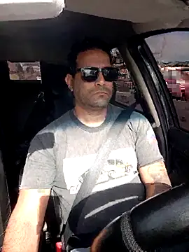 Snapshot of hecwil8 chatting on 1, 11, 2025 hecwil8 online show from 1, 11, 2025