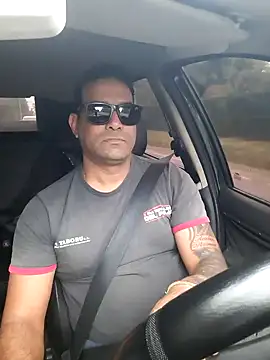 Snapshot of hecwil8 chatting on 27, 10, 2025 hecwil8 online show from 27, 10, 2025