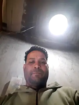 Snapshot of hecwil8 chatting on 22, 5, 2026 hecwil8 online show from 22, 5, 2026