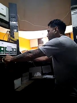 hecwil8 online show from 12, 11, 2025