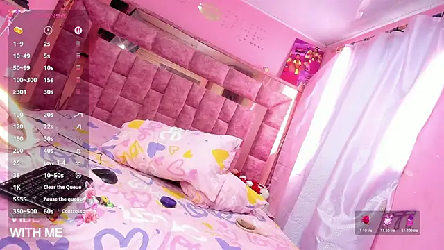 Snapshot of shenielxx chatting on 2, 6, 2026 shenielxx online show from 2, 6, 2026