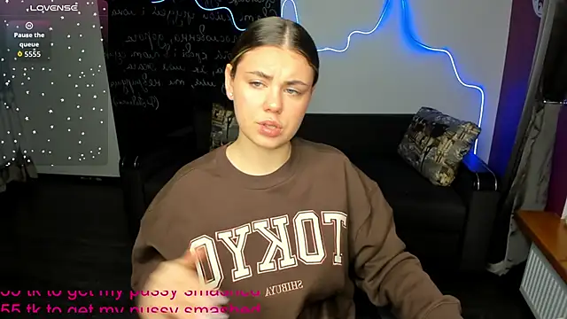 IsabellaBler online show from 10, 11, 2025