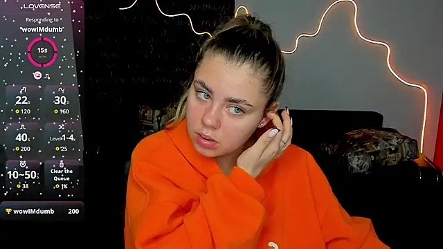 IsabellaBler online show from 18, 11, 2025