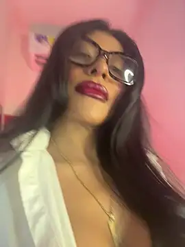 Snapshot of canela_10 chatting on 28, 10, 2025 canela 10 online show from 28, 10, 2025