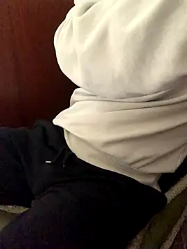 Snapshot of gaybuddy chatting on 18, 10, 2025 gaybuddy online show from 18, 10, 2025