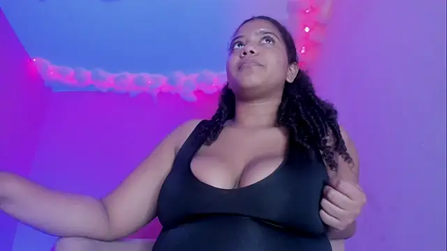 Snapshot of sharlot_evans_ chatting on 5, 11, 2025 sharlot evans online show from 5, 11, 2025