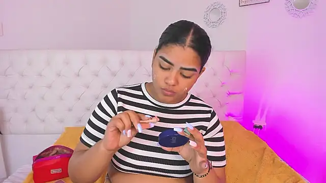 sharlot evans  online show from 13, 1, 2026