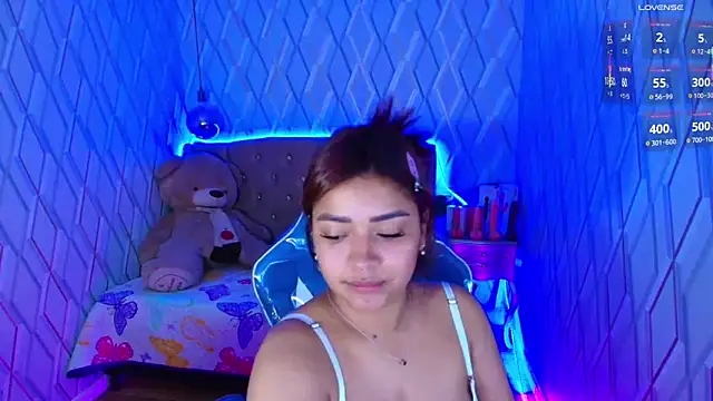 NicolleTaylor online show from 9, 10, 2025