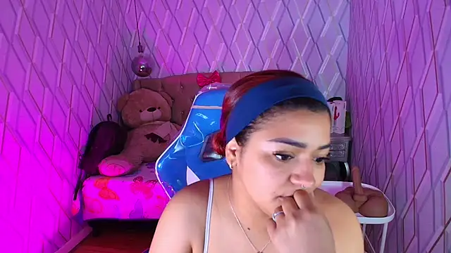 NicolleTaylor online show from 14, 1, 2026