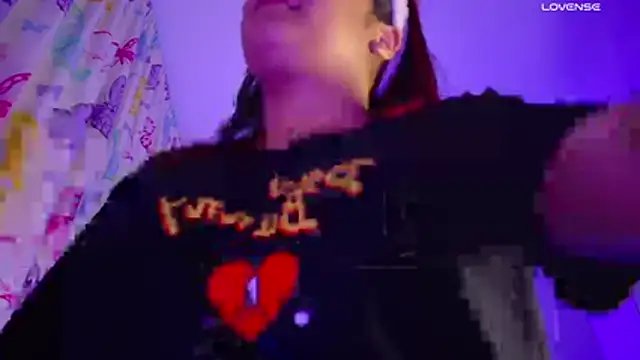 Snapshot of NicolleTaylor chatting on 12, 5, 2026 NicolleTaylor online show from 12, 5, 2026