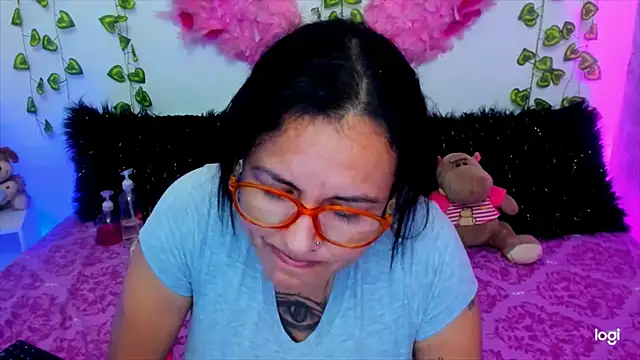 MegamKim online show from 11, 11, 2025