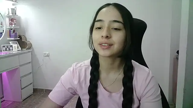 Snapshot of aineangeel chatting on 22, 4, 2026 aineangeel online show from 22, 4, 2026