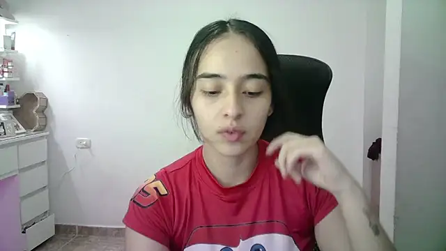 Snapshot of aineangeel chatting on 17, 4, 2026 aineangeel online show from 17, 4, 2026