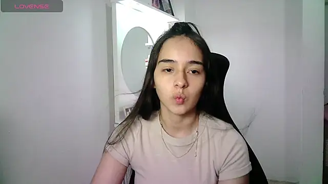 Snapshot of aineangeel chatting on 23, 6, 2026 aineangeel online show from 23, 6, 2026