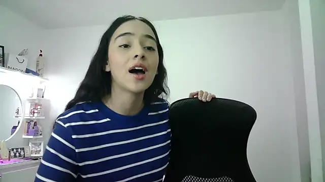 Snapshot of aineangeel chatting on 24, 5, 2026 aineangeel online show from 24, 5, 2026
