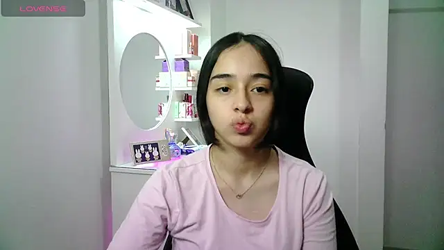 Snapshot of aineangeel chatting on 9, 6, 2026 aineangeel online show from 9, 6, 2026