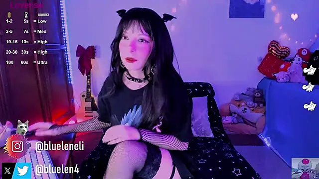 Snapshot of bluelen chatting on 28, 2, 2025 bluelen online show from 28, 2, 2025