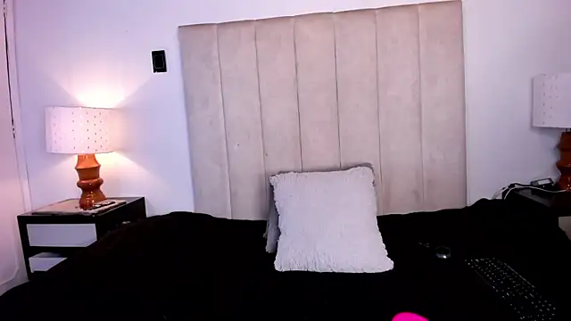 MarthinaBaker online show from 24, 2, 2026