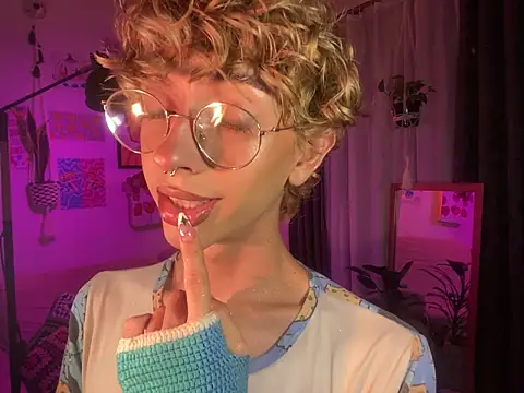 lyamthommpson online show from 28, 2, 2026